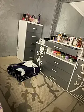 Ana_Saenz – webcam model profile photo Image 4