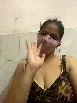 KarinaSanz – webcam model profile photo Image 10