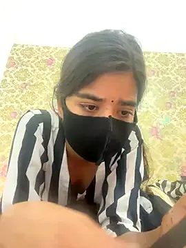 KarimeHills – webcam model profile photo Image 10