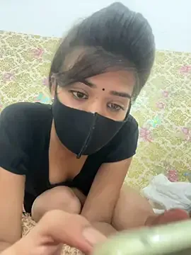 KarimeHills – webcam model profile photo Image 13