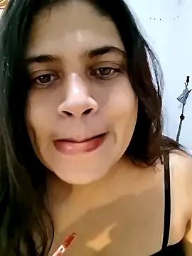 LennaVoss – webcam model profile photo Image 17