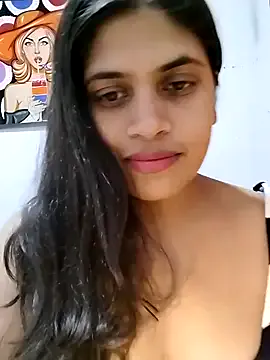 LennaVoss – webcam model profile photo Image 4