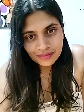 LennaVoss – webcam model profile photo Image 6