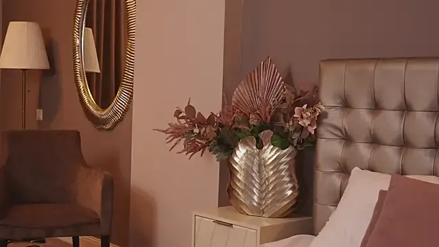 Kathia_Ferrer – webcam model profile photo Image 12