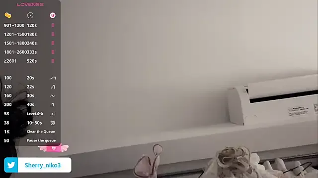 CamilaAlzate – webcam model profile photo Image 7