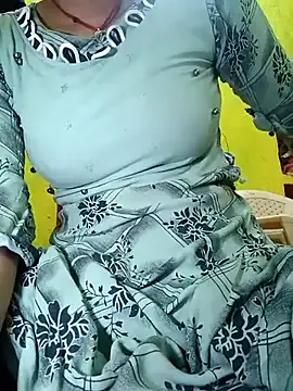 Lawrenhils – webcam model profile photo Image 10