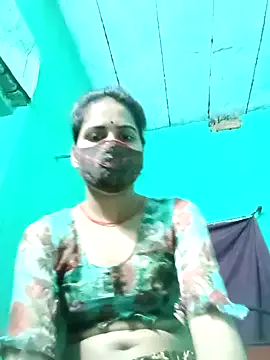 Lawrenhils – webcam model profile photo Image 6