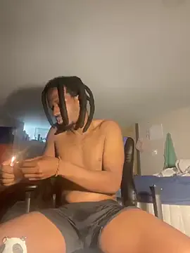 ArianaSole – webcam model profile photo Image 5