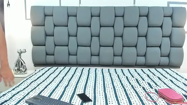 Big_SlutNasty – webcam model profile photo Image 16