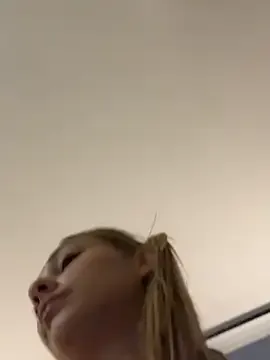 ArianaSole – webcam model profile photo Image 18