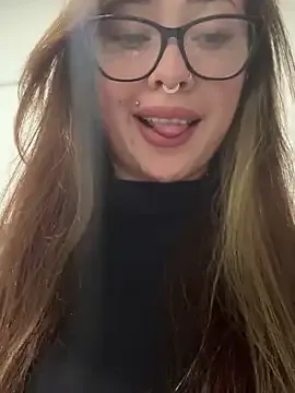 ZoeMurphy – webcam model profile photo Image 6