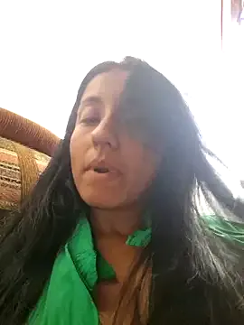 IsaRose – webcam model profile photo Image 9