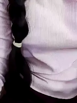 EmmaShaykk – webcam model profile photo Image 4