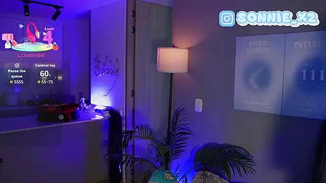 Caicai-a – webcam model profile photo Image 15