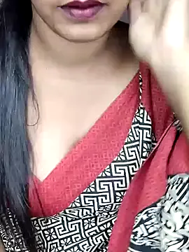 LennaVoss – webcam model profile photo Image 7