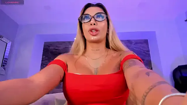 liaglamour – webcam model profile photo Image 17