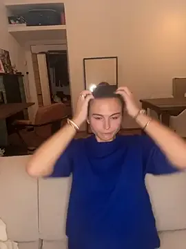 AmeliaN – webcam model profile photo Image 4