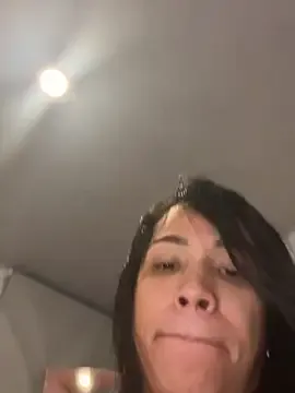 SQUIRTINGQUEEN11 Image 17