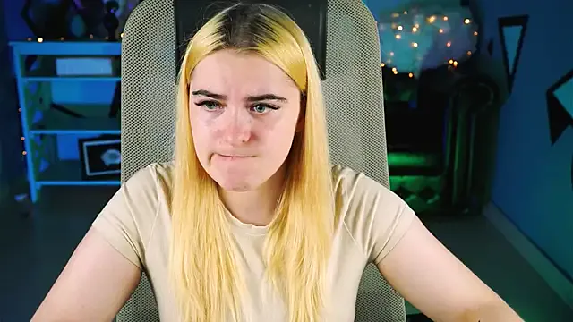 VeroniicaRoss – webcam model profile photo Image 10