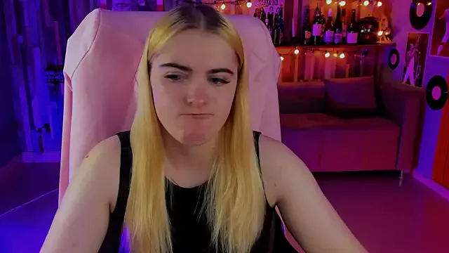 VeroniicaRoss – webcam model profile photo Image 15