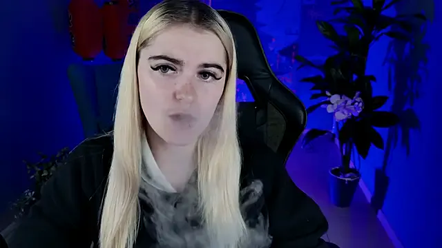 VeroniicaRoss – webcam model profile photo Image 19