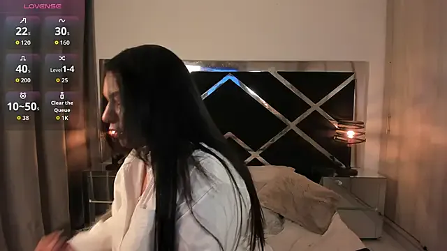 SandiSquirts – webcam model profile photo Image 19