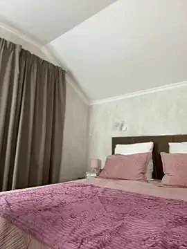 RebeccaDreams – webcam model profile photo Image 7