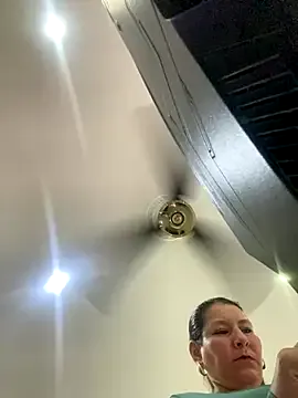 Peachesmxoxo – webcam model profile photo Image 14