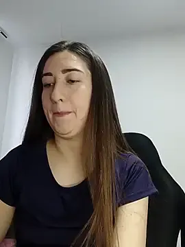 Yuzuha_chan – webcam model profile photo Image 10