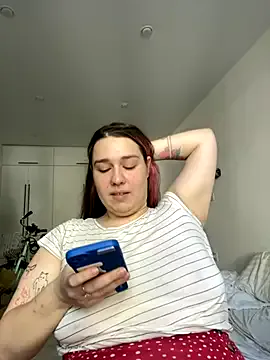 BimboKitten – webcam model profile photo Image 11