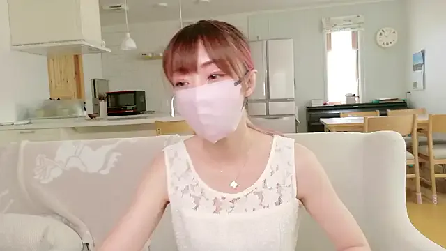 SandiSquirts – webcam model profile photo Image 6