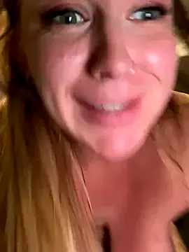 VictoriaBalee – webcam model profile photo Image 2