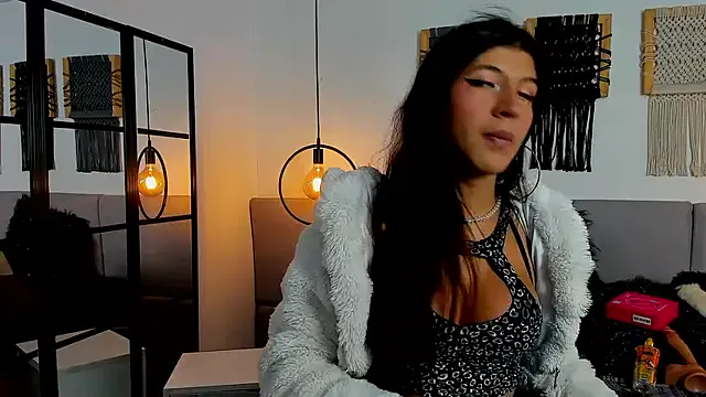 nam_tootsis – webcam model profile photo Image 9