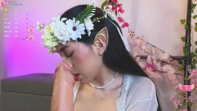 Victoria__Queen – webcam model profile photo Image 10