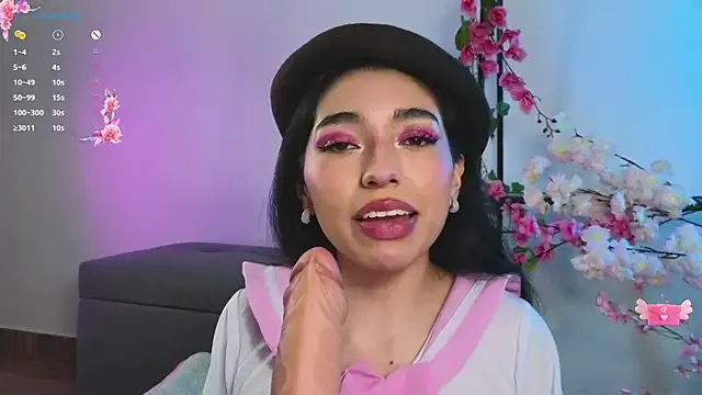 Victoria__Queen – webcam model profile photo Image 4