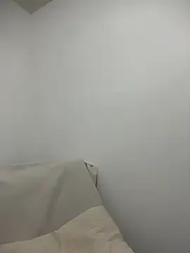 ValeriiLunaa – webcam model profile photo Image 10