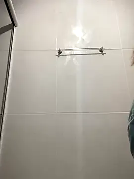 YennettSphinx – webcam model profile photo Image 12