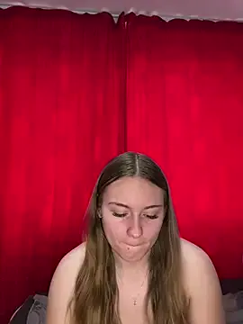 MiaRosel – webcam model profile photo Image 5