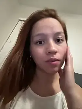 vale_alvarez – webcam model profile photo Image 2