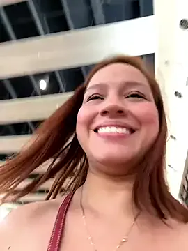 vale_alvarez – webcam model profile photo Image 7