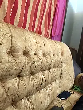 Tamil_Ishu's Thumb Image