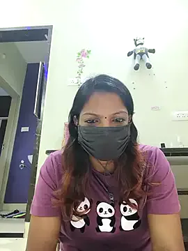 Tamil_Ishu Image 4