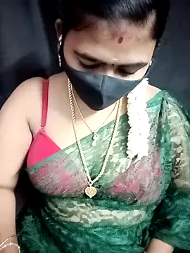 Live with VivianNash on FliCam Image 18