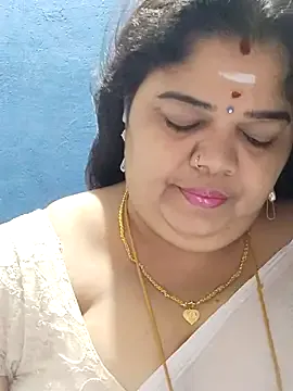 tamilthanushri Image 18
