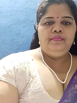 tamilthanushri Image 8