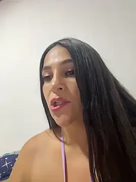 AylaRosell – webcam model profile photo Image 15