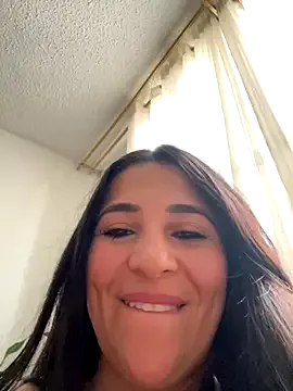 AylaRosell – webcam model profile photo Image 5