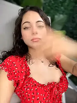 Live with helenamoeller on FliCam Image 2