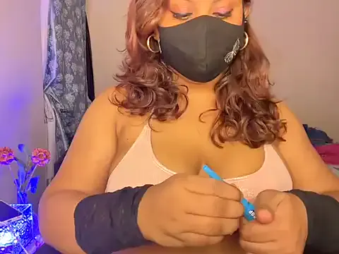 MadelynReeves – webcam model profile photo Image 10