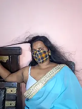 EmberRoseXXX – webcam model profile photo Image 10